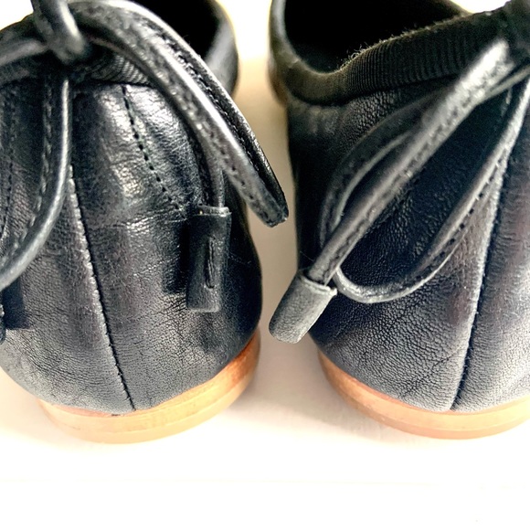 Black leather and suede ballet flats in excellent condition! - Picture 3 of 5